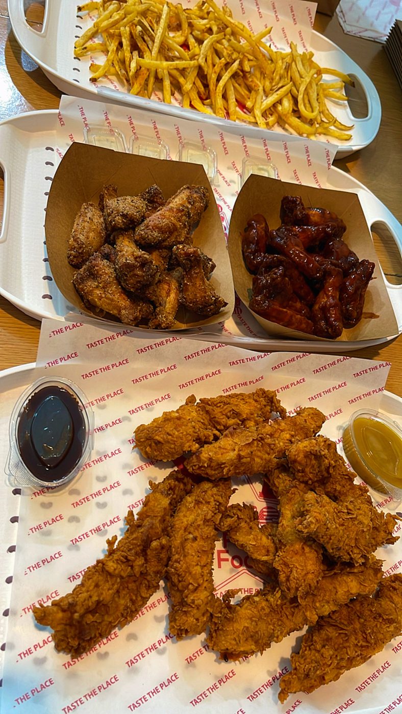 Wings in multiple signature flavors